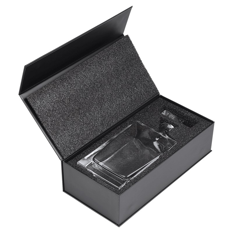 (image for) 810ml Rectangle Glass Decanter with Gift Box